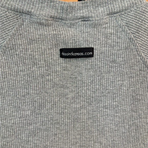 Honolulu Tight T-Shirt - Size Small - Picture 6 of 6